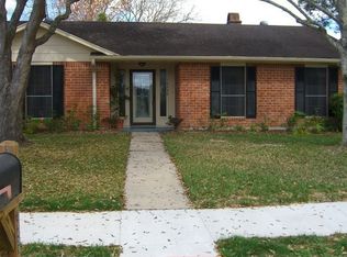 16439 Paint Rock Rd, Friendswood, TX 77546