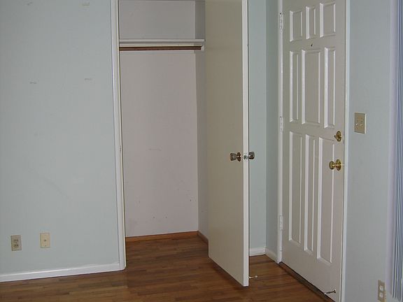 4th image of 4416 149th Ave SE
