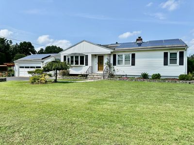 33 Village Street, North Haven, CT, 06473