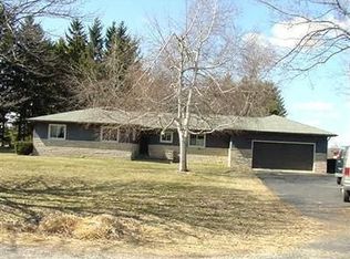 1700 Lake Pleasant Rd S, Osseo, MI 49266