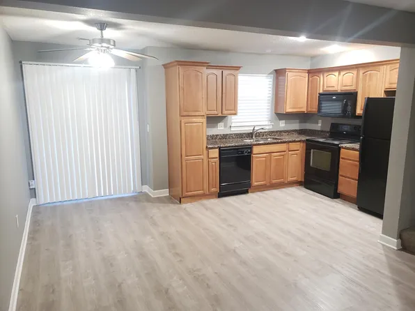 Timbers East - 10506, 10506 E 45th Pl, Kansas City, MO 64133