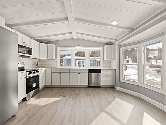 5th image of 239 Ayer Rd #96