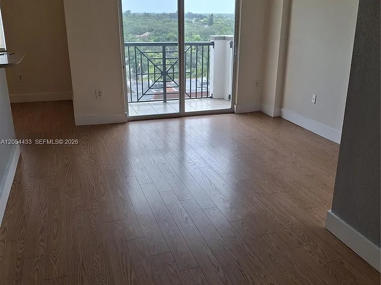 9021 SW 94th St #Penthouse 05 — Photo 4