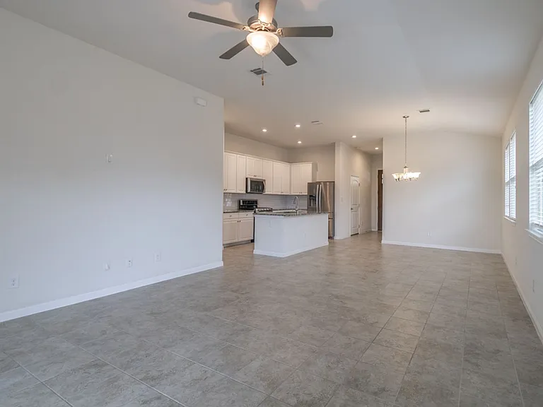 2924 Barbed Wire St — Photo 8