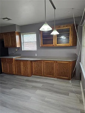 313 Barton Ave — Photo 7