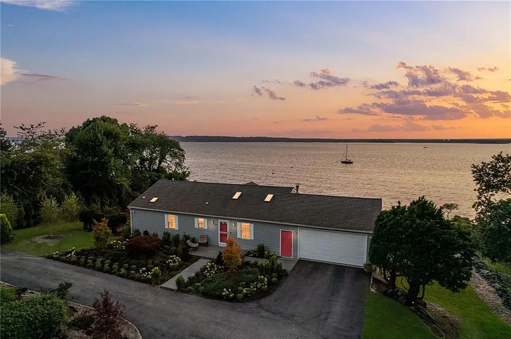 3 bed, 3.0 bath, 1440 sqft, $40,000 — Photo 1