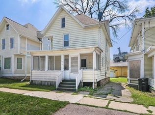 211 E Jefferson St, Stoughton, WI 53589