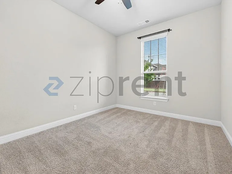 8451 Bronzegate Trl — Photo 28