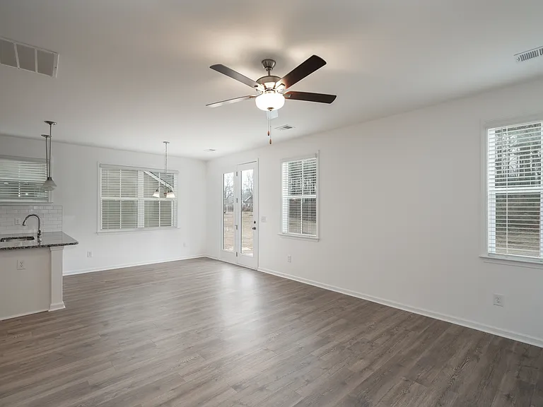 30 Thorne St — Photo 4