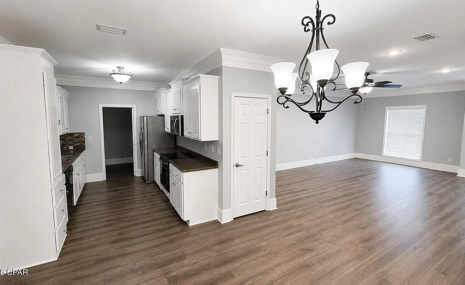 3 bed, 1619 sqft, $2,750 — Photo 4