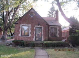 15318 Charles R Ave, Eastpointe, MI 48021