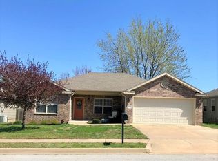 1825 S C St, Rogers, AR 72756