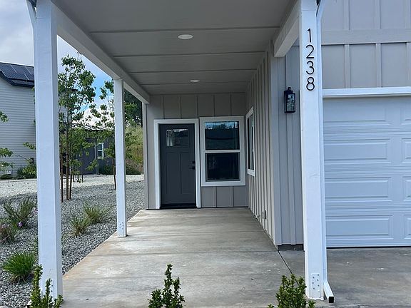 2nd image of 1238 Old Alturas Rd