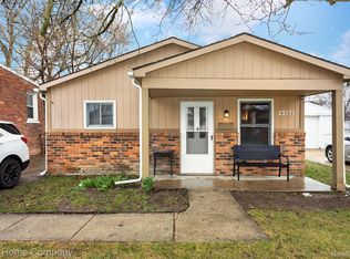 23777 Piper Ave, Eastpointe, MI