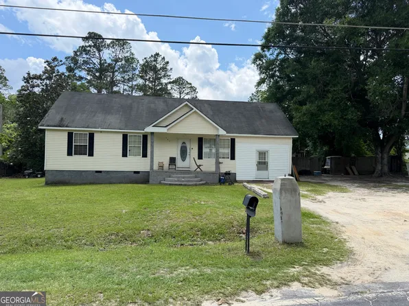 131 Rainbow Ridge Rd, Swainsboro, GA 30401