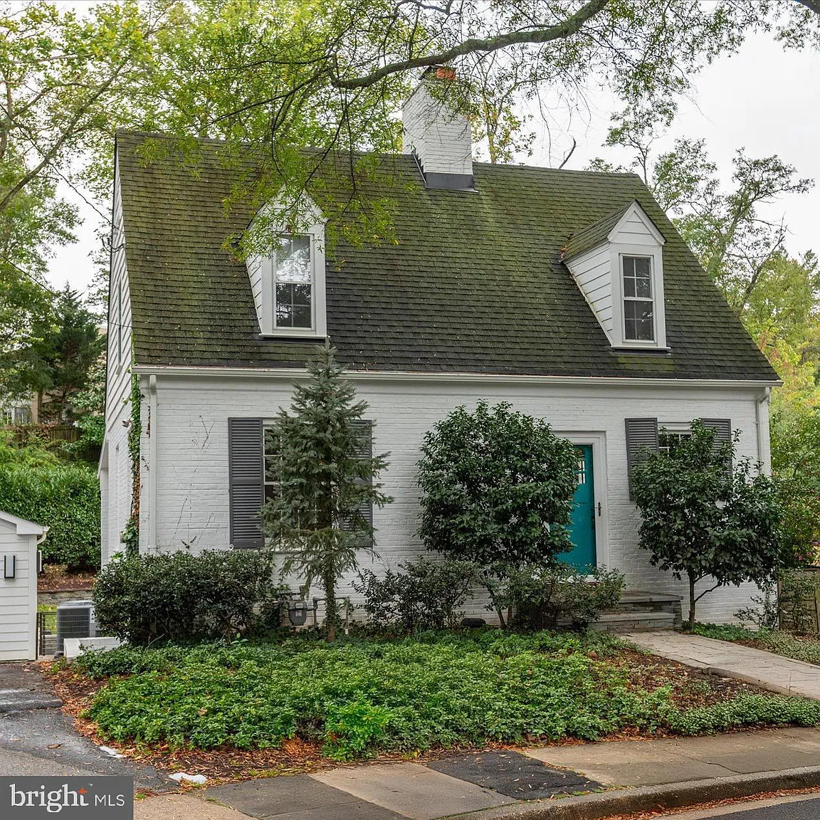 5018 V St NW photo 1