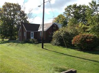 1510 Mercer Grove City Rd, Mercer, PA 16137