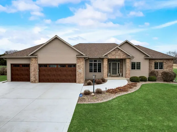 6630 Longhorn Ln, Sun Prairie, WI 53590