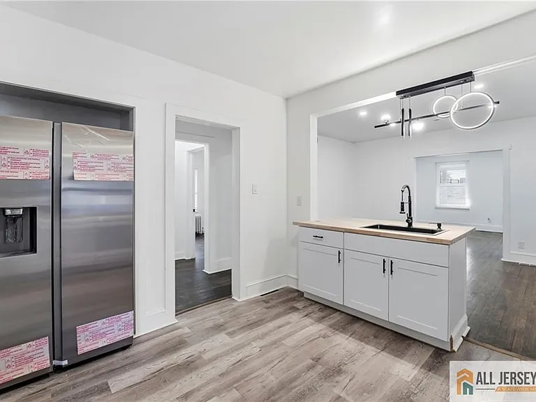 29 Grant St #1 — Photo 10