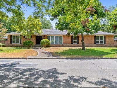 2112 W Five Mile Pkwy, Dallas, TX, 75224