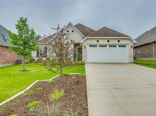 404 Coral Vine Ln, Burleson, TX 76028
