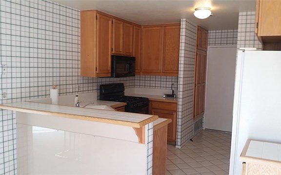 4th image of 22812 Banyan Pl Unit 9