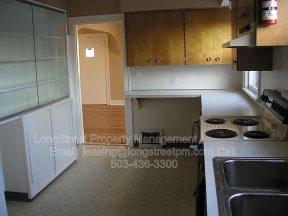 3rd image of 6325 N Maryland Ave