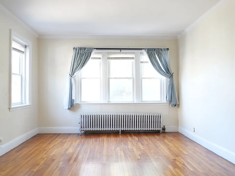 2047 Commonwealth Ave #4