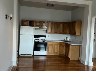 579 Meeker Ave #3-R, Brooklyn, NY 11222