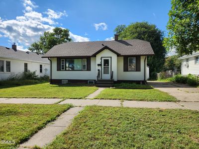 310 N 19th St, Bismarck, ND, 58501