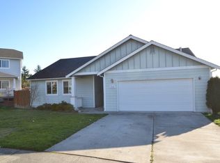 1566 NW Almond Loop, Oak Harbor, WA 98277
