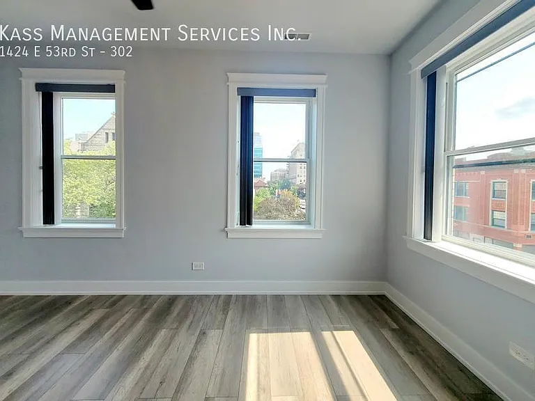 5228-34 S Blackstone / 1424-28 E 53rd St — Photo 41