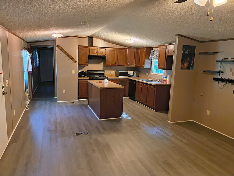 230 Andre Loop #24 — Photo 5