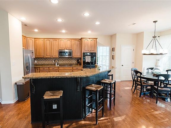 2nd image of 2971 Shady View Dr