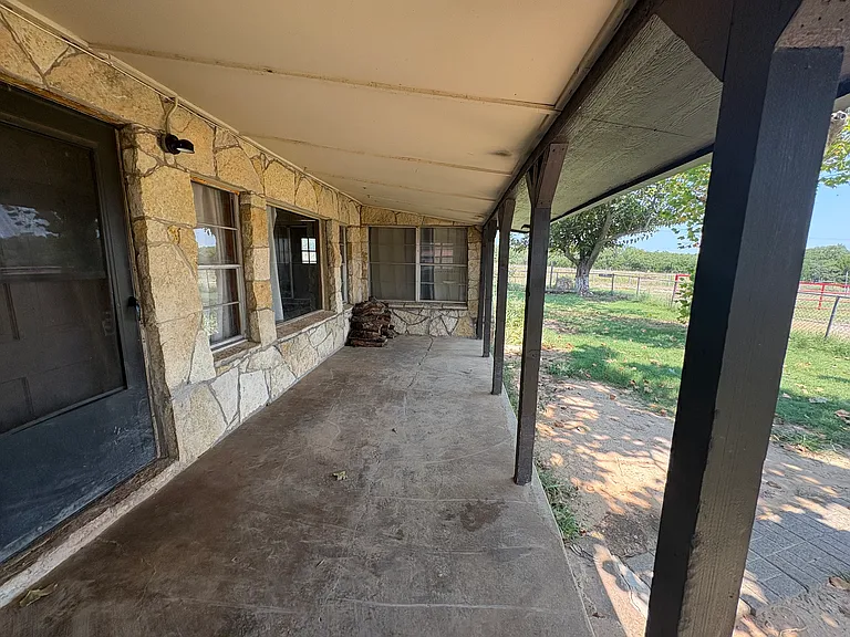 177 County Road 3940 — Photo 4