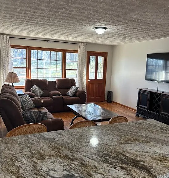 222 Sugar Creek Rd — Photo 5