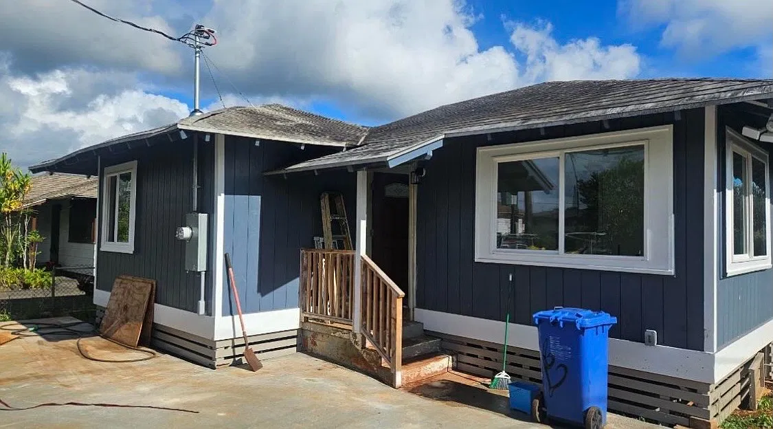3 bed, 816 sqft, $3,850 — Photo 1