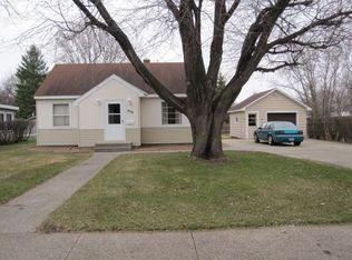 809 S Marshall Ave, Litchfield, MN 55355