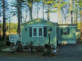 35 Pipers Way, Carver, MA 02330