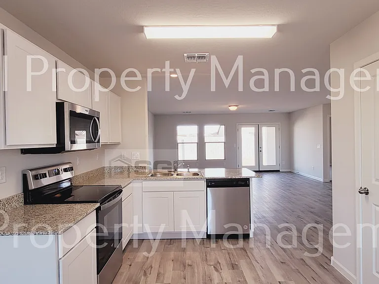 2025 E Velvet Pl — Photo 15