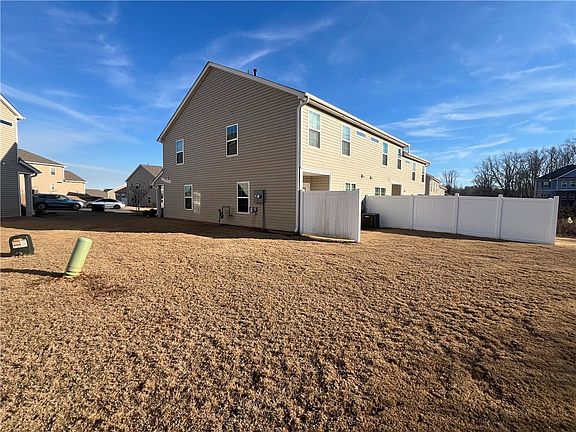 5th image of 516 Brasstown Ct