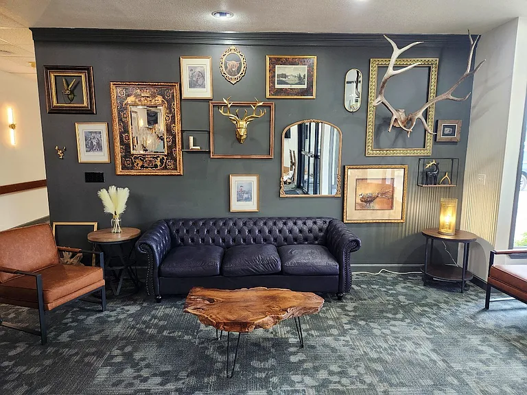 The Lodge Apartments — Photo 10