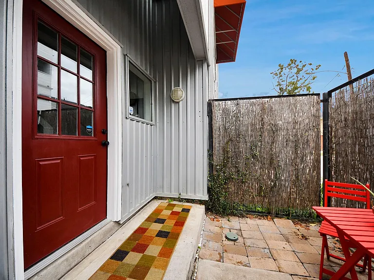 1428 Bailey St — Photo 36