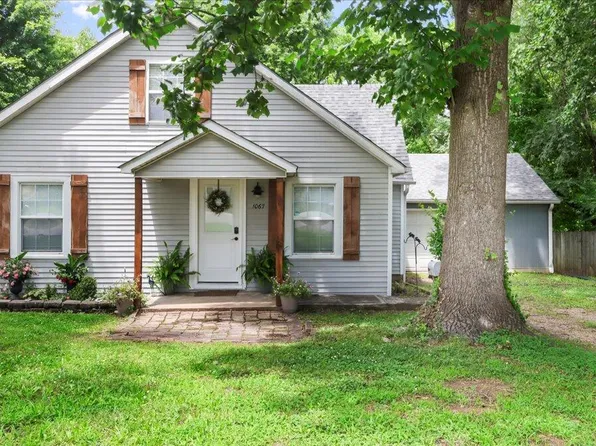 1067 W 3rd Street, West Plains, MO 65775