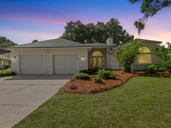 1005 Shalimar Point Dr, Shalimar, FL 32579