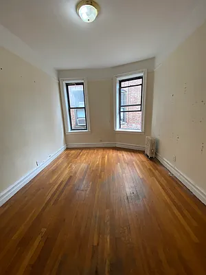 Rented by null | media 6