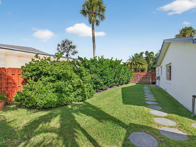 802 Mallard Dr — Photo 64