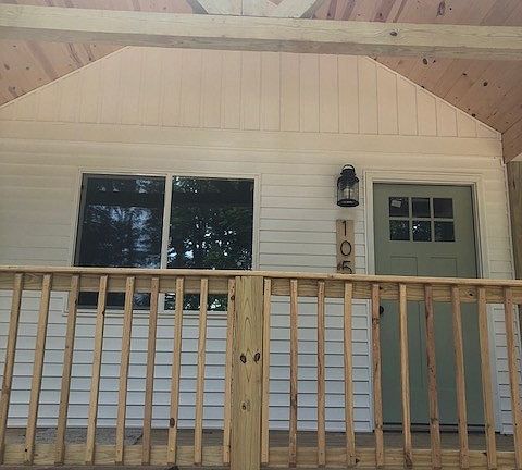 4th image of 105 W Chester Dr