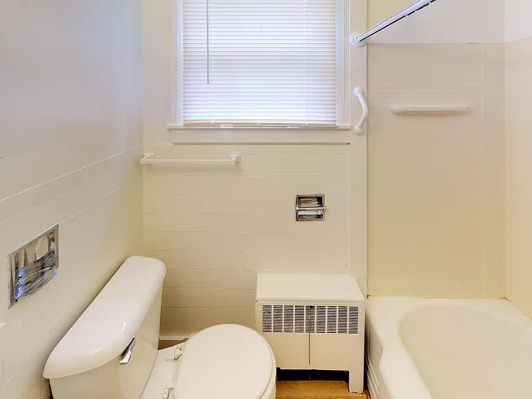 3 Campbell St #6 — Photo 4