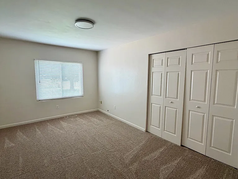 721 Lee Ave — Photo 6